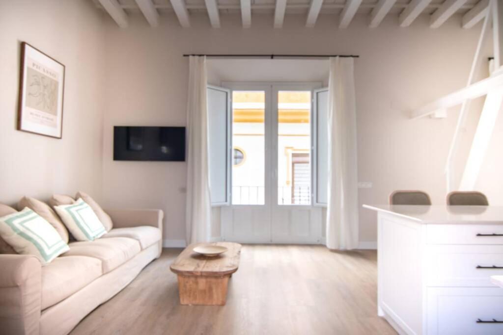 G12 Trendy And Comfy Bright Loft Meters From Bullring And Trianas Bridge, Galera Street Apartment Севиля Екстериор снимка