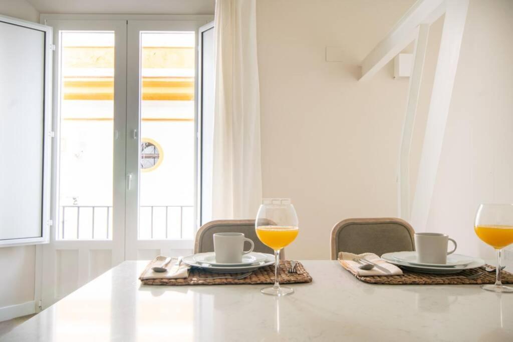 G12 Trendy And Comfy Bright Loft Meters From Bullring And Trianas Bridge, Galera Street Apartment Севиля Екстериор снимка